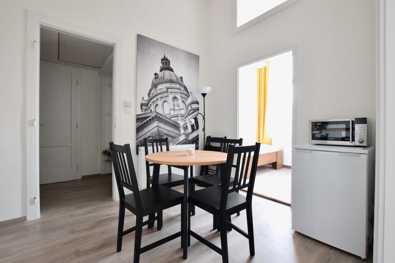 Standard Apartment By Hi5 - Bazilika Suite Budapest Exterior photo